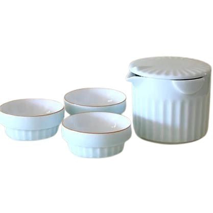 Travel Tea Set, Red or Light Blue