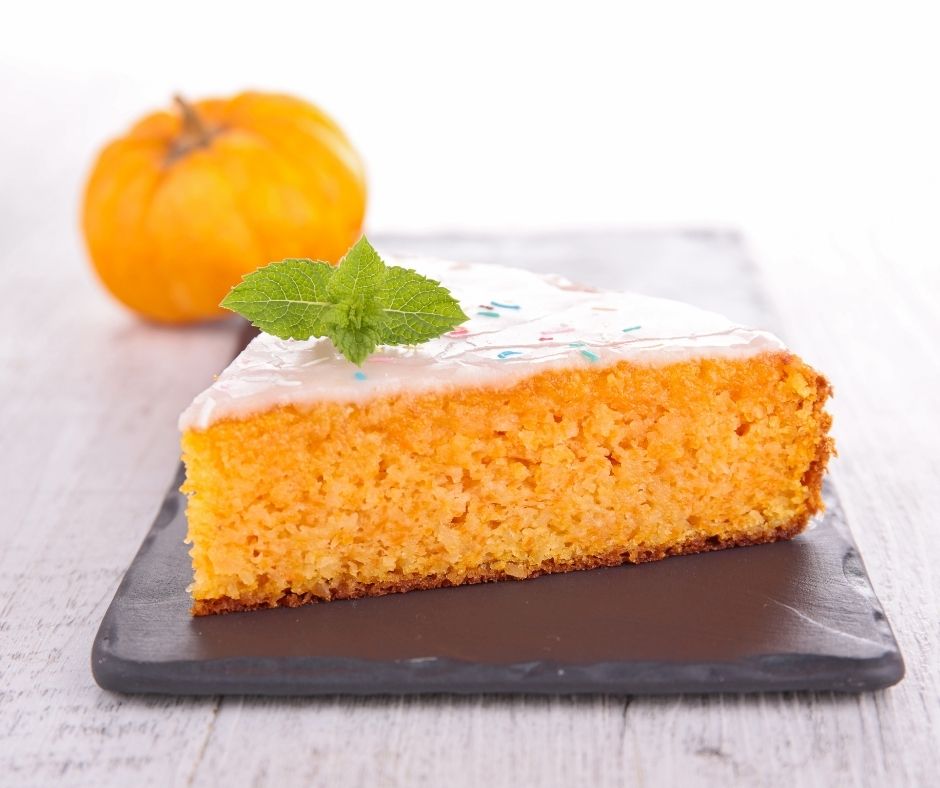 Pumpkin Cake with Crème de Earl Grey Whipped Cream