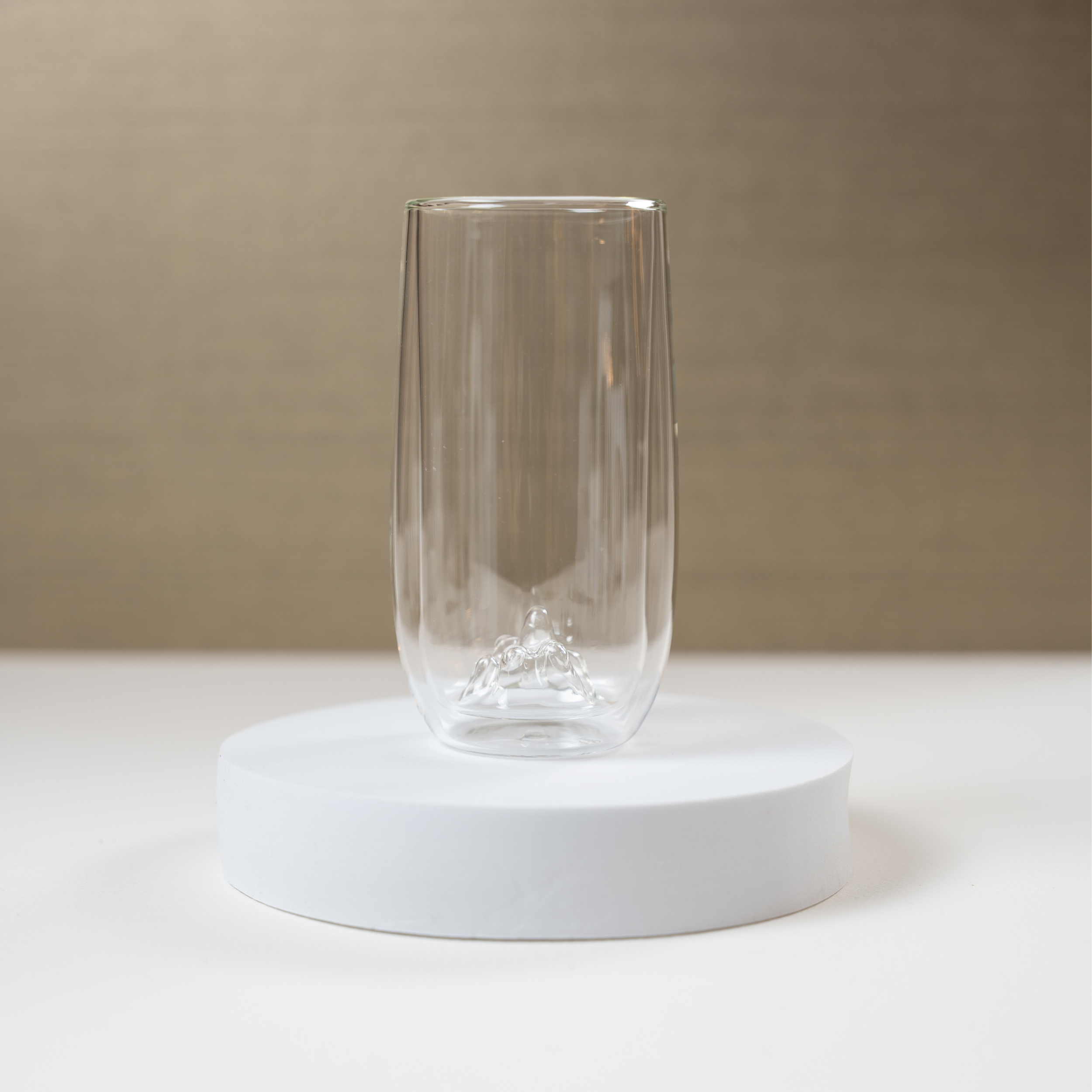 Vaso de té, doble pared, interior de paisaje de montaña convexo