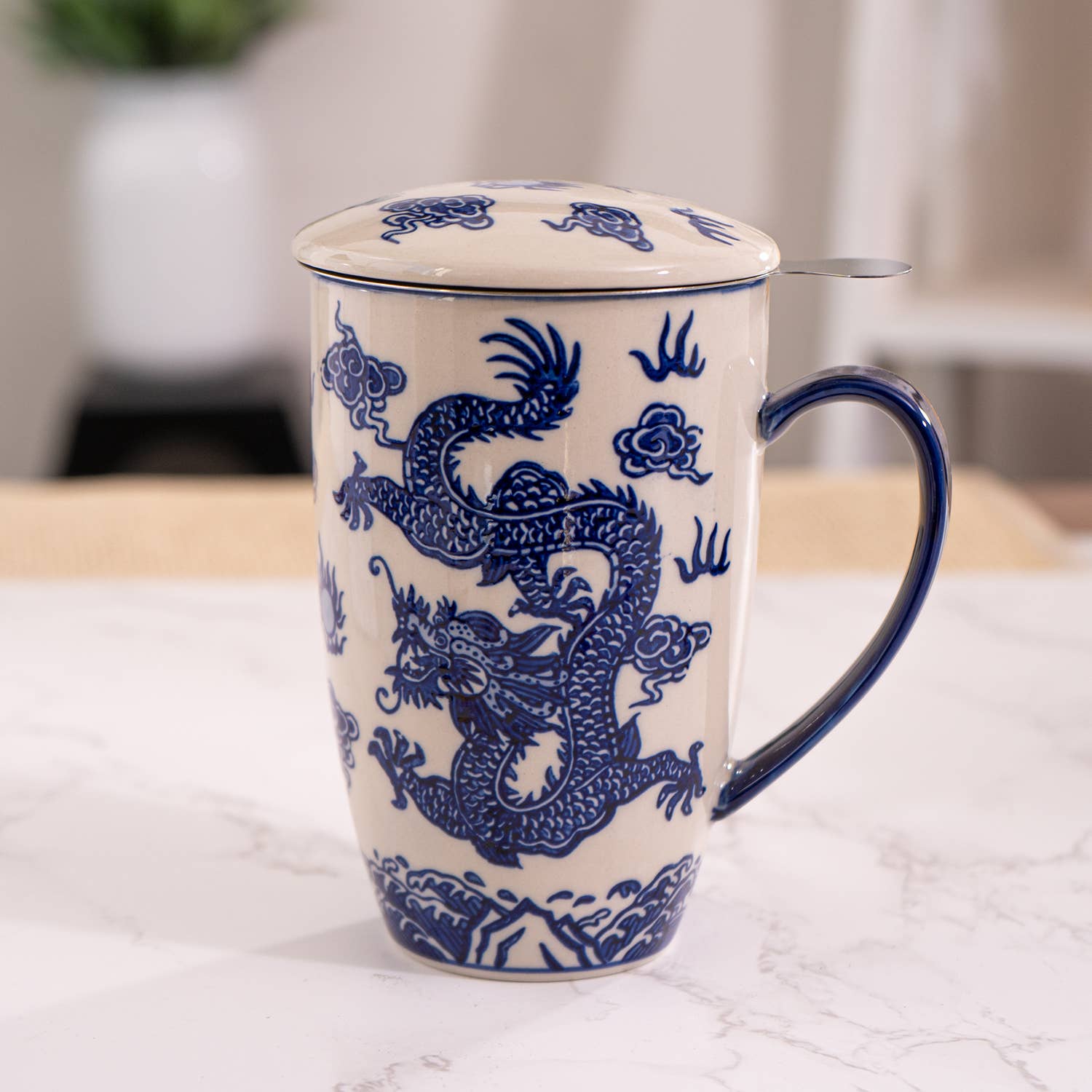 Ryu Dragon Design 15oz Tea Mugs with Lid and Infuser
