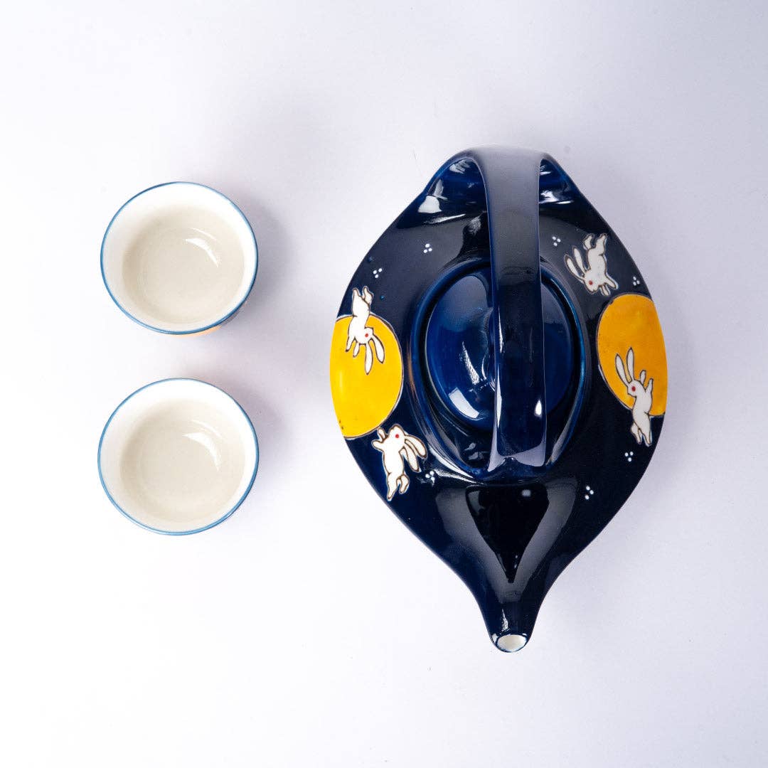 Moon Rabbit Tea Set 22oz Tea Pot with 2 Cups