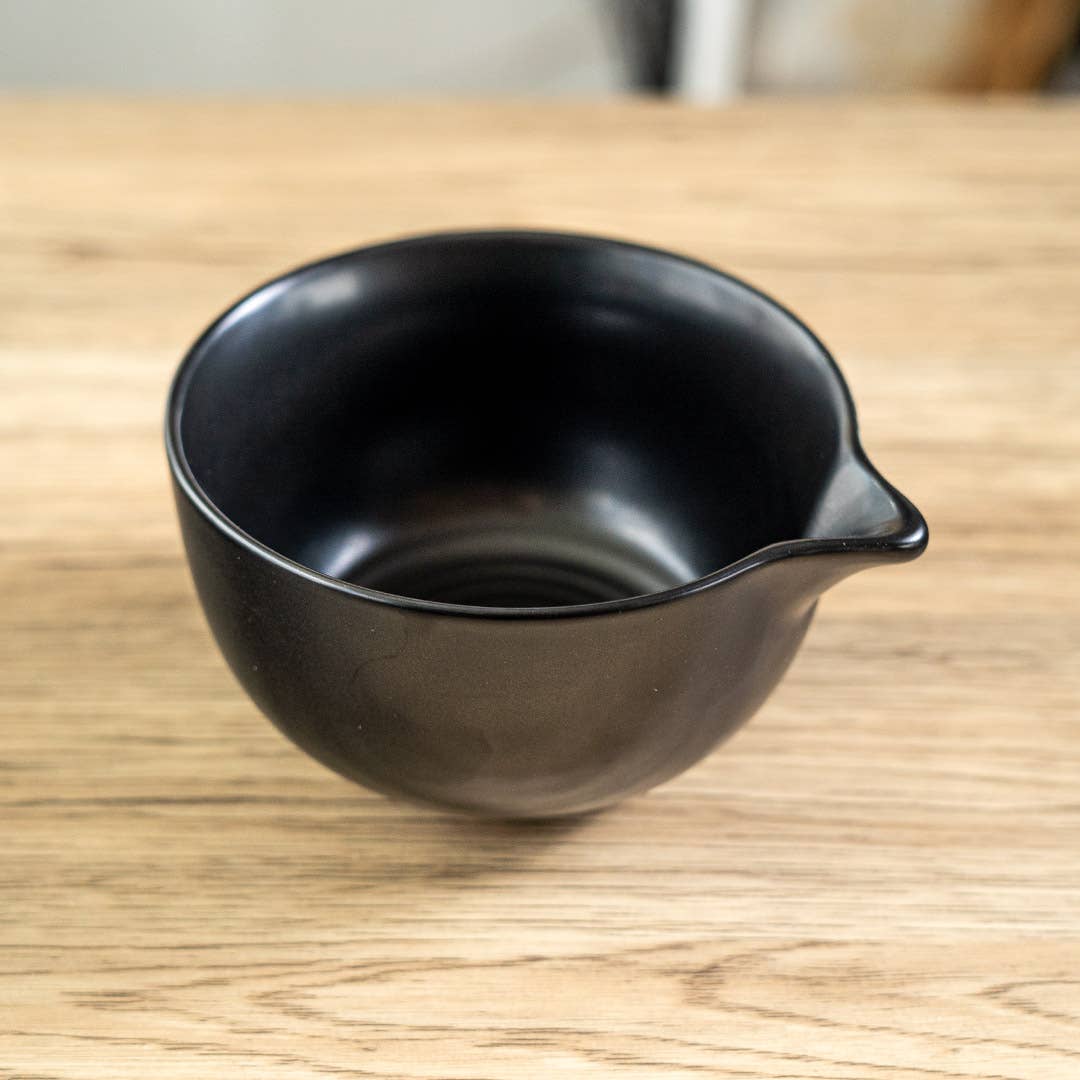 Matcha Bowl With Spout, Matte Glaze