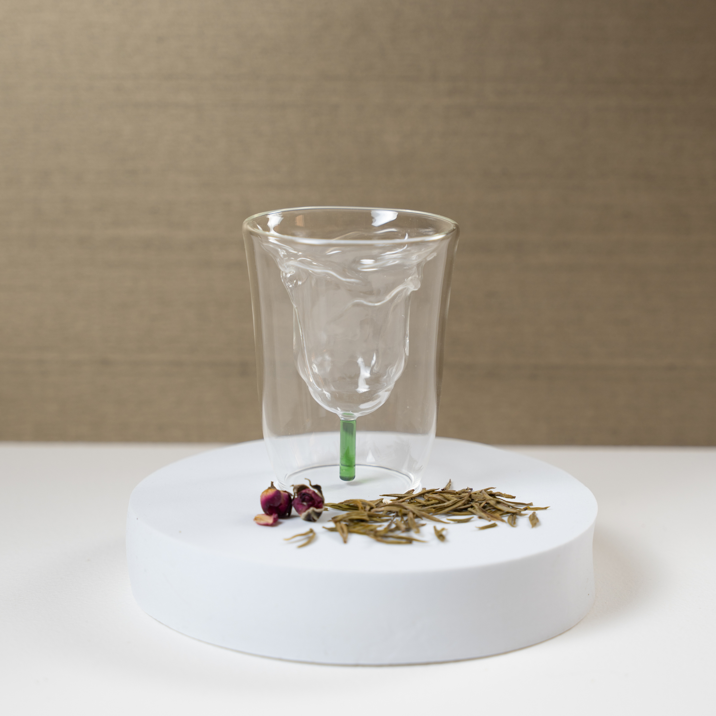 Tea Cup, Glass, Tulip in Cup, 4.1 oz / 121.25 ml