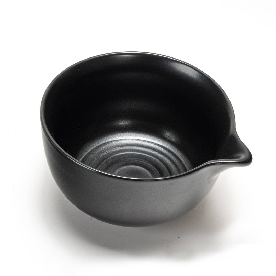 Matcha Bowl With Spout, Matte Glaze