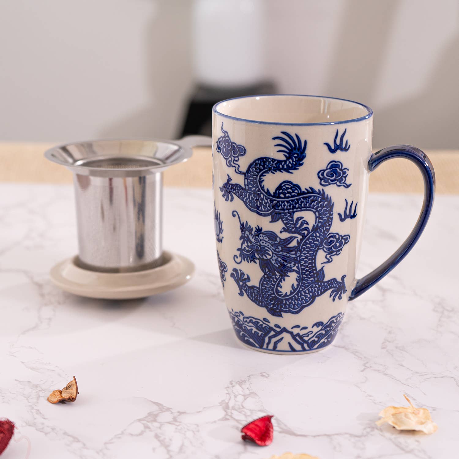 Ryu Dragon Design 15oz Tea Mugs with Lid and Infuser