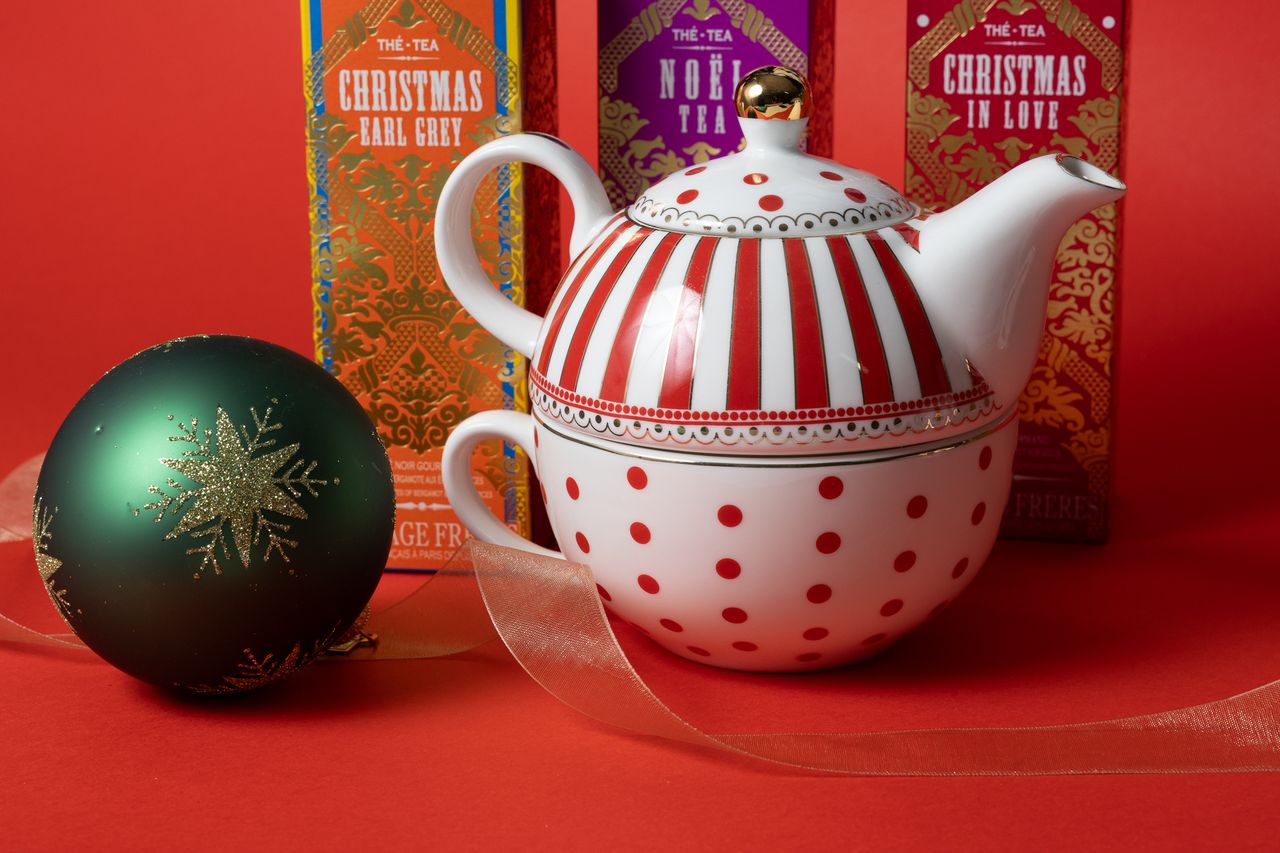 Red Stripes & Dots Tea For One Set