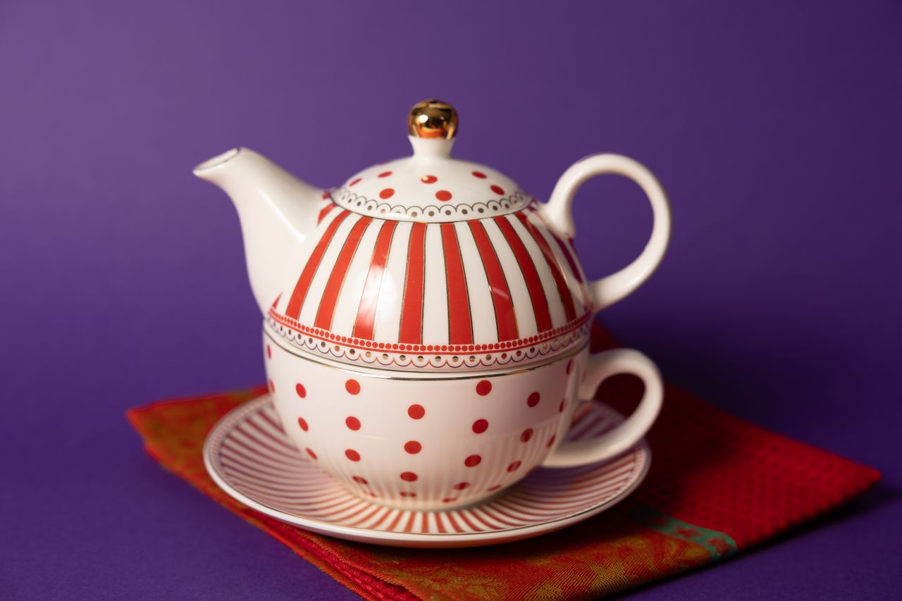 Red Stripes & Dots Tea For One Set