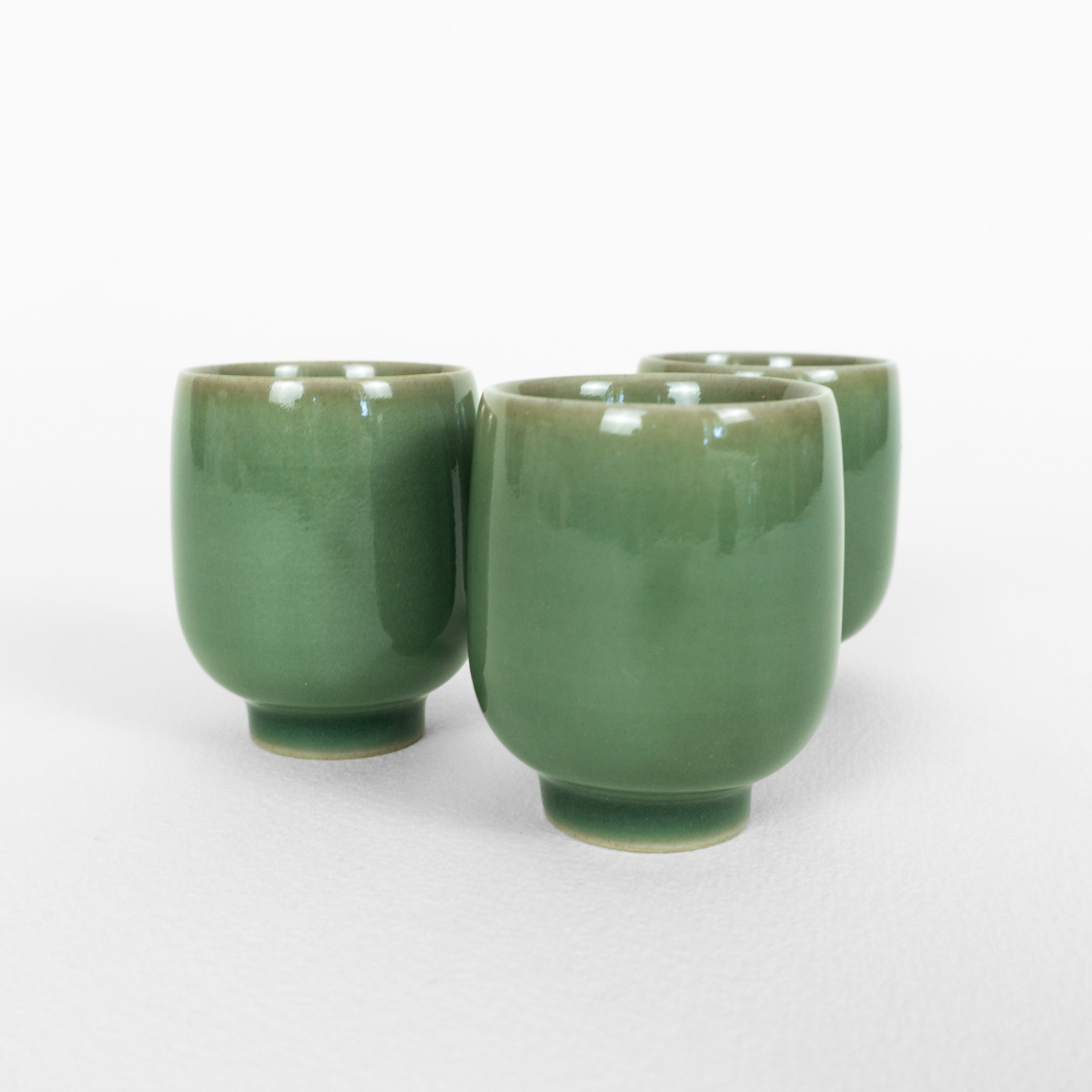 Tea Cup, Yue Kiln Celadon, Short